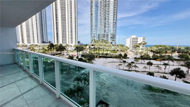 100 Bayview Dr # 509, Sunny Isles Beach FL 33160 - Sunny Isles Beach, FL - Photo 7