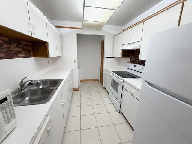 241 SE 11th Avenue # 241a, Pompano Beach FL 33060 - Pompano Beach, FL - Photo 4