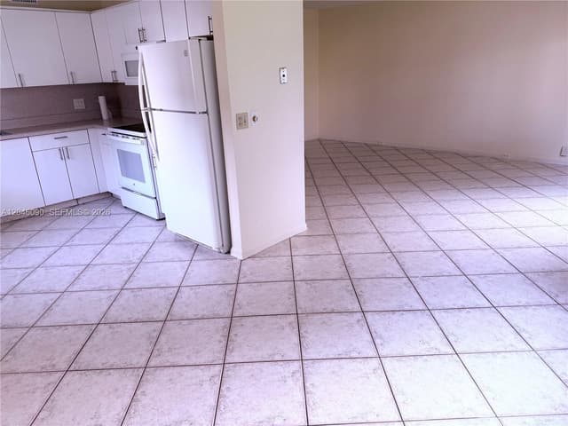 100 SW 132nd Way # 101K, Pembroke Pines FL 33027 - Pembroke Pines, FL - Photo 7