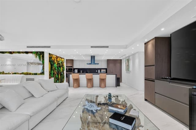 2301 Collins Ave # 443, Miami Beach FL 33139 - Miami Beach, FL - Photo 2