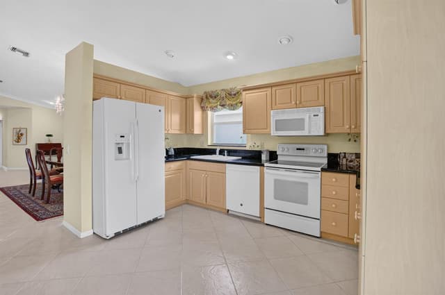 11585 Augustus Drive, Boynton Beach FL 33437 - Boynton Beach, FL - Photo 7