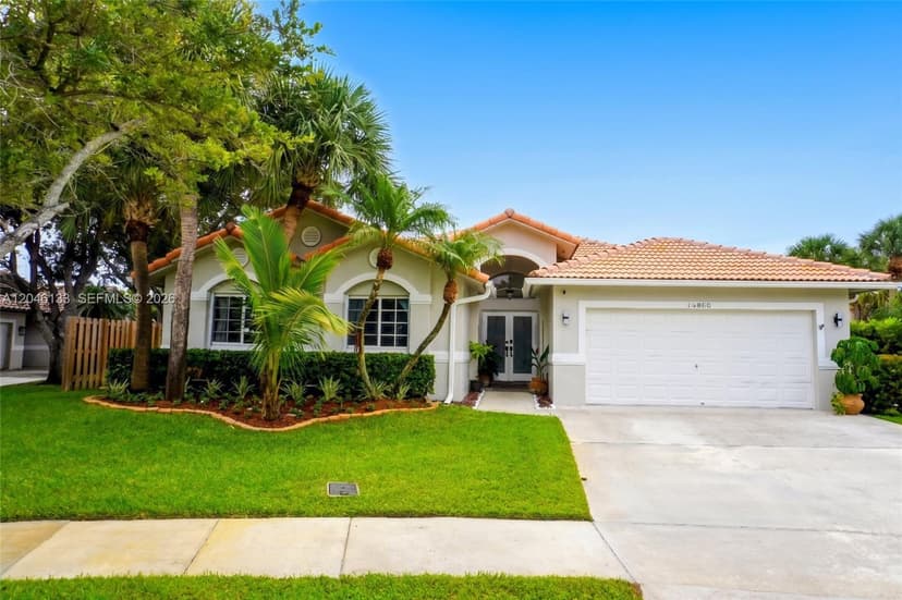 16850 Crestview Ln, Weston FL 33326