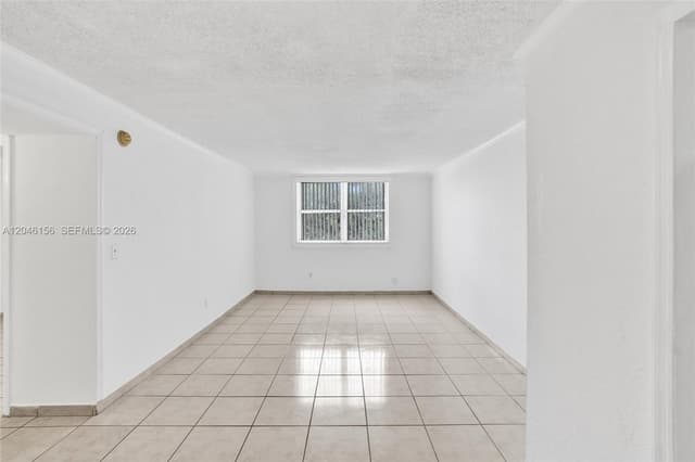 606 W 81st St # 323, Hialeah FL 33014 - Hialeah, FL - Photo 3