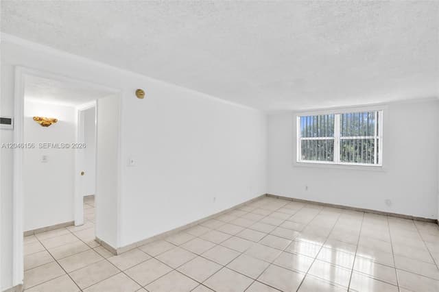 606 W 81st St # 323, Hialeah FL 33014 - Hialeah, FL - Photo 4