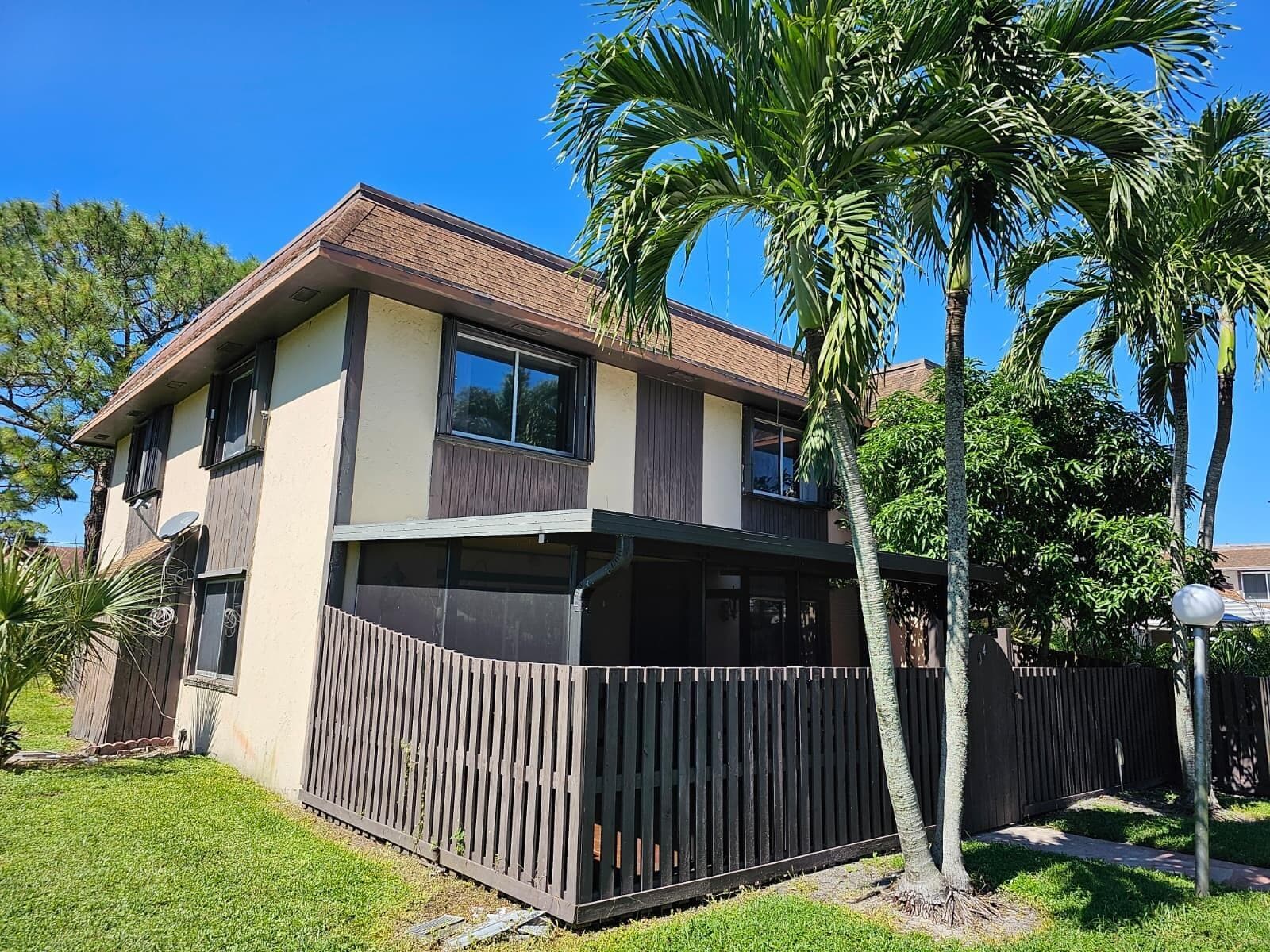 2148 Sherwood Forest Boulevard # 4, West Palm Beach FL 33415 - West Palm Beach, FL - Photo 1