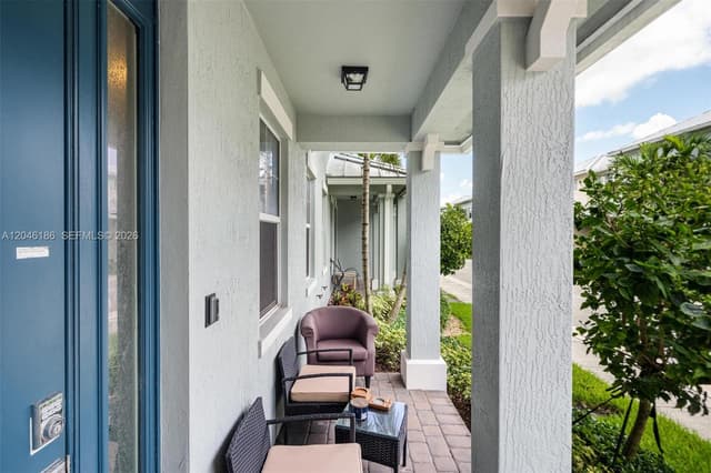 3944 Poinciana Ln, Hollywood FL 33021 - Hollywood, FL - Photo 4