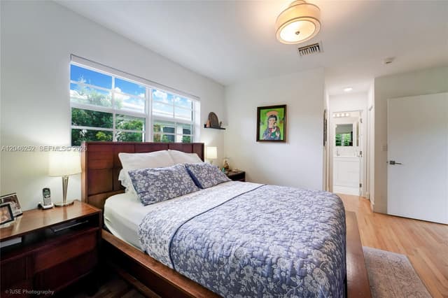 1556 Catalonia Ave, Coral Gables FL 33134 - Coral Gables, FL - Photo 6
