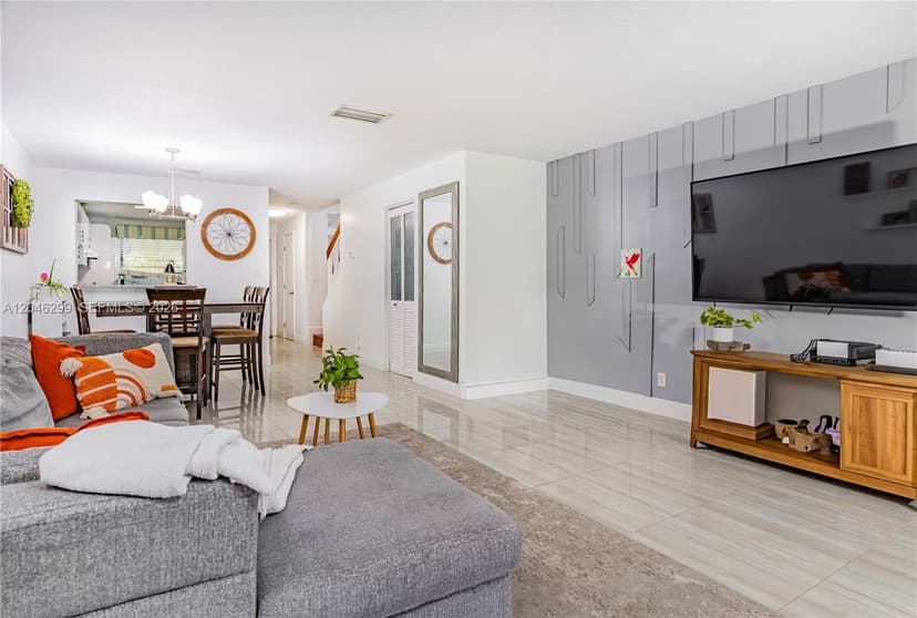 1450 NW 97th Ave # 268, Pembroke Pines FL 33024