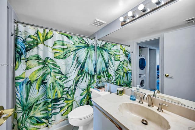 7601 E Treasure Dr # 2412, North Bay Village FL 33141 - North Bay Village, FL - Photo 7