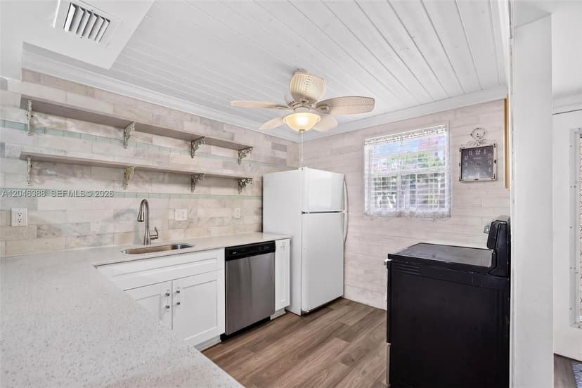 3241 Holiday Springs Blvd # 108, Margate FL 33063
