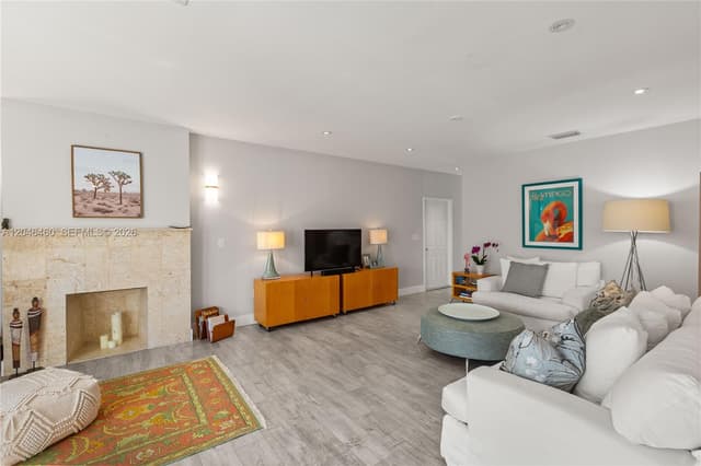 737 Alhambra Cir, Coral Gables FL 33134 - Coral Gables, FL - Photo 7