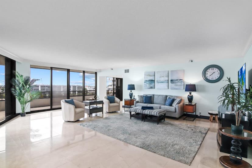 100 Lakeshore Drive # 458, North Palm Beach FL 33408
