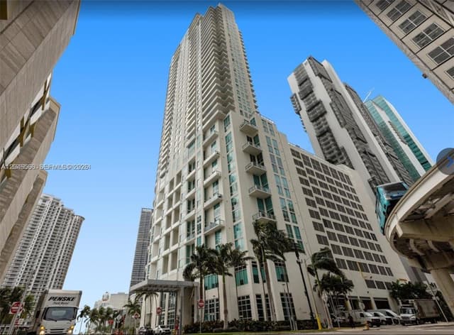 300 S Biscayne Blvd # 2603, Miami FL 33131 - Miami, FL - Photo 2