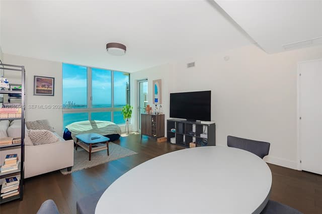 300 S Biscayne Blvd # 2612, Miami FL 33131 - Miami, FL - Photo 5