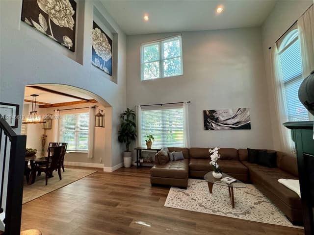 12917 SW 23rd St, Miramar FL 33027 - Miramar, FL - Photo 5