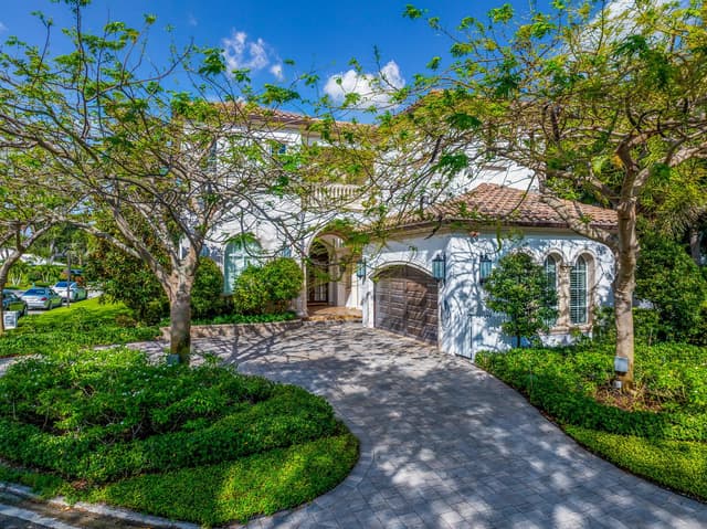 629 Boca Marina Court, Boca Raton FL 33487 - Boca Raton, FL - Photo 2