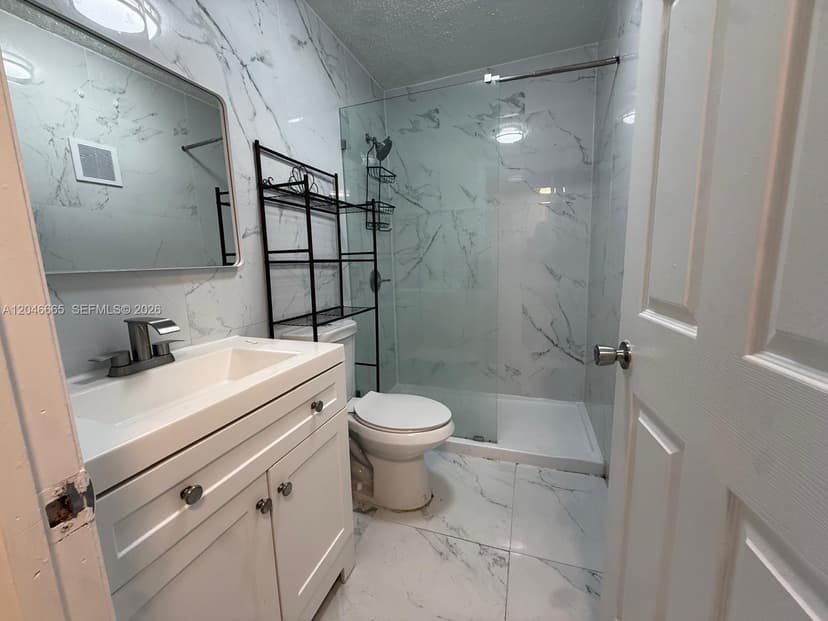 400 NW 65th Ave # 202, Margate FL 33063