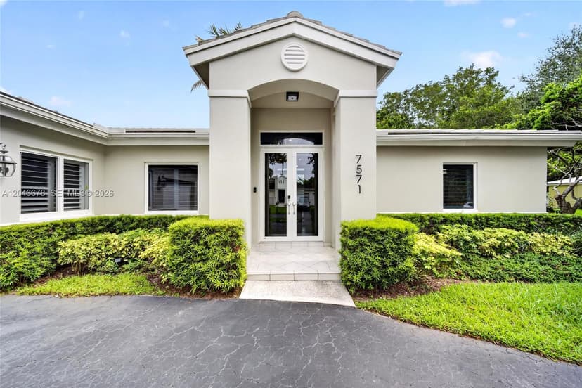 7571 SW 148th Ter, Palmetto Bay FL 33158