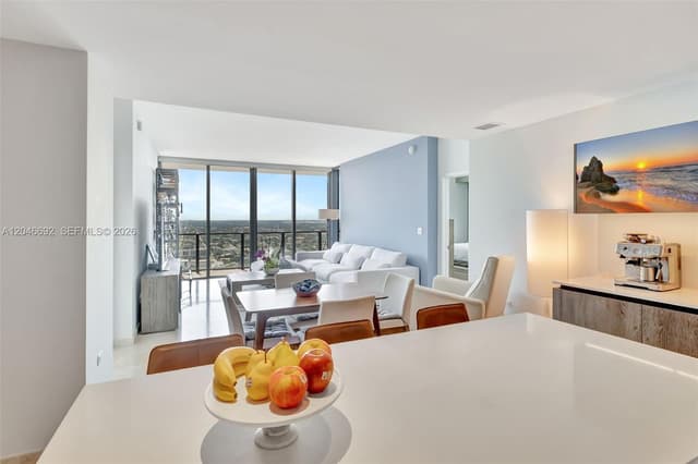 88 SW 7th St # 3604, Miami FL 33130 - Miami, FL - Photo 4
