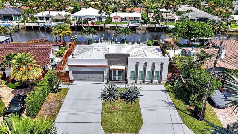 966 SE 9th Ave, Pompano Beach FL 33060