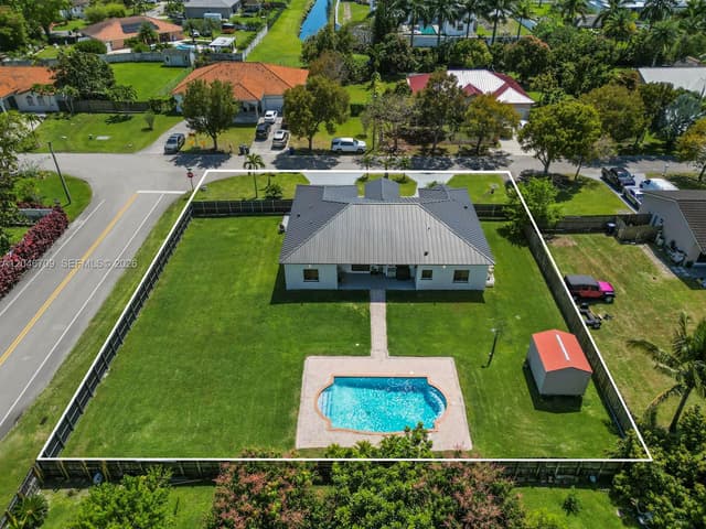 13205 SW 218th Ter, Miami FL 33170 - Miami, FL - Photo 6