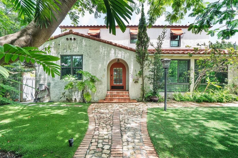 8276 E Dixie Hwy, Miami FL 33138