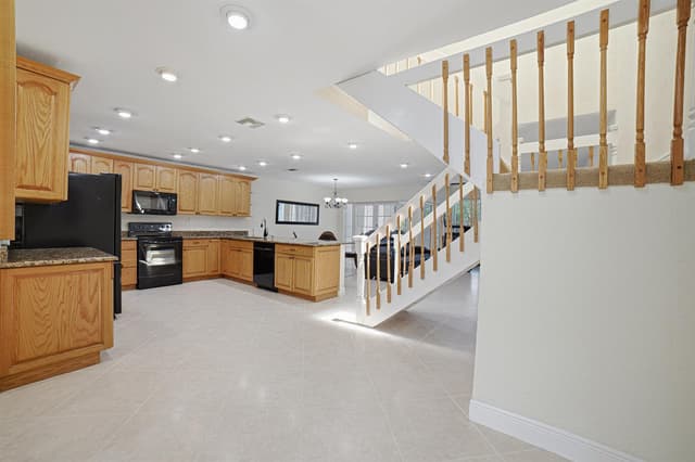 6024 Glendale Drive, Boca Raton FL 33433 - Boca Raton, FL - Photo 5