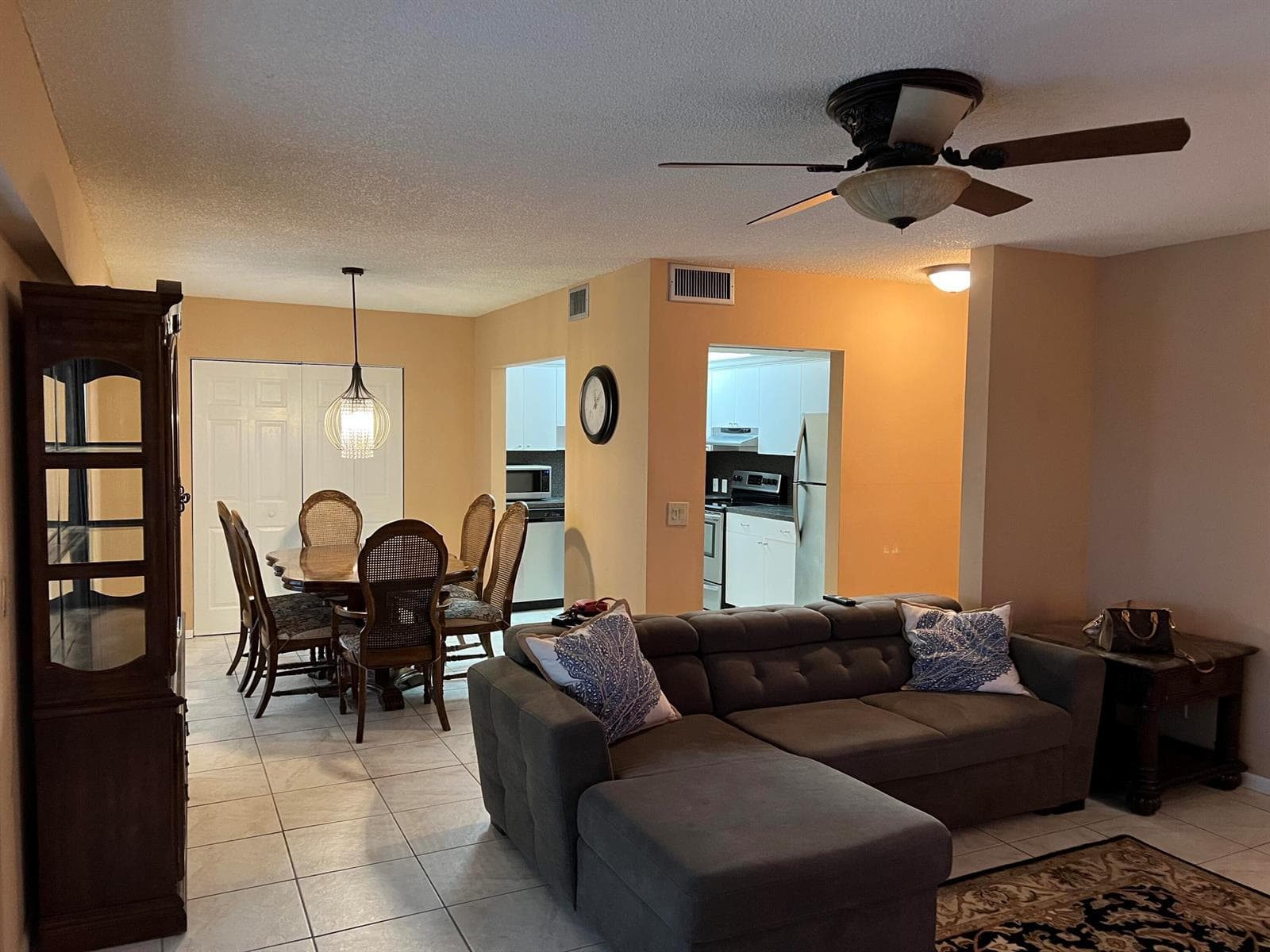 203 Suffolk, Boca Raton FL 33434 - Boca Raton, FL - Photo 1