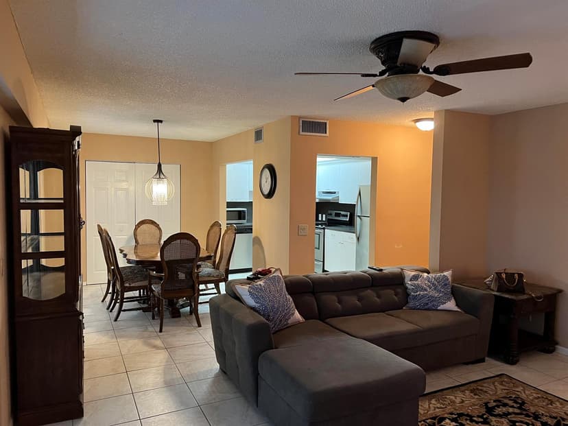 203 Suffolk, Boca Raton FL 33434