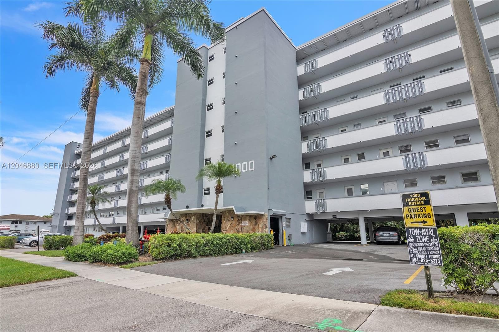 1000 NE 14th Ave # 503, Hallandale Beach FL 33009 - Hallandale Beach, FL - Photo 1