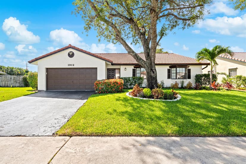 1912 NW 77th Avenue, Margate FL 33063