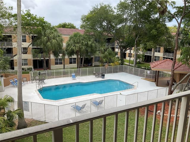 8282 NW 24th St # 8282, Coral Springs FL 33065 - Coral Springs, FL - Photo 5