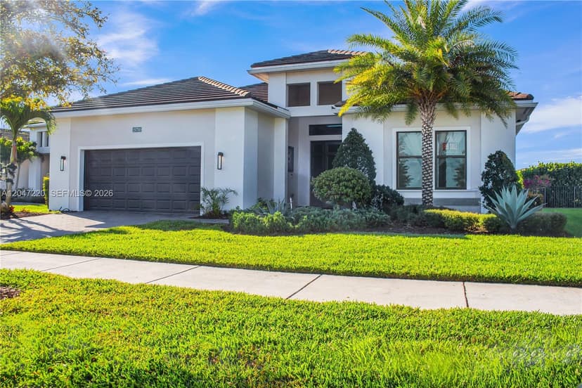 15750 Longboat Key Dr, Westlake FL 33470