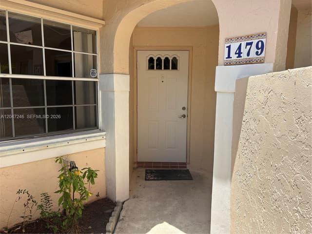 1479 Springside Dr, Weston FL 33326 - Weston, FL - Photo 2