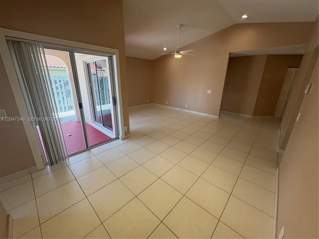 1479 Springside Dr, Weston FL 33326 - Weston, FL - Photo 5