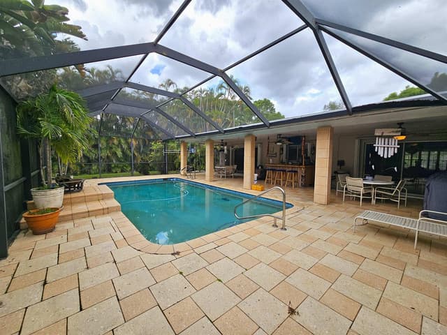 11500 SW 3rd Street, Plantation FL 33325 - Plantation, FL - Photo 4
