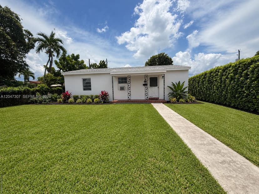 790 E 6th Pl, Hialeah FL 33010