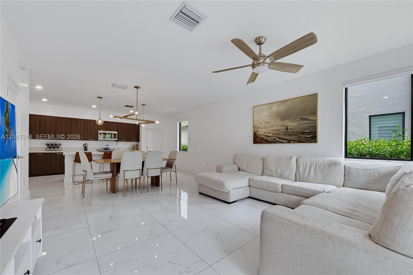 4605 NW 83rd Path, Doral FL 33166