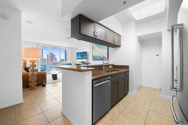 347 N New River Drive E # 1808, Fort Lauderdale FL 33301 - Fort Lauderdale, FL - Photo 4