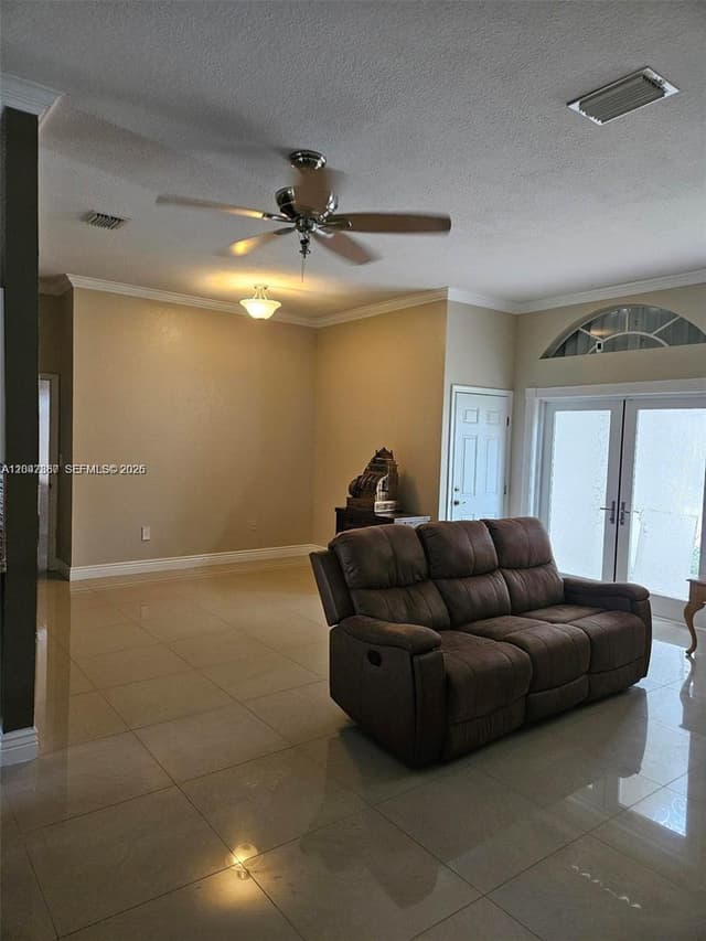2635 SE 4th Pl, Homestead FL 33033 - Homestead, FL - Photo 7