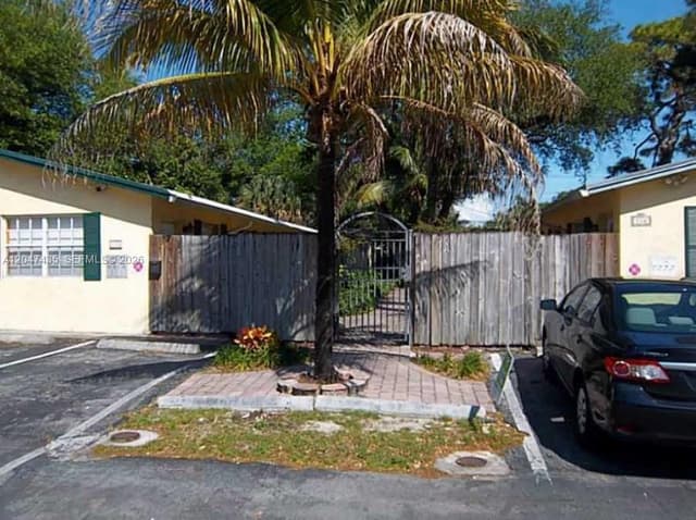 716 SW 14th Ave # 3, Fort Lauderdale FL 33312 - Fort Lauderdale, FL - Photo 2
