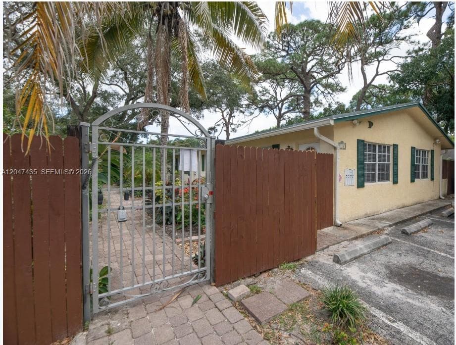 716 SW 14th Ave # 3, Fort Lauderdale FL 33312