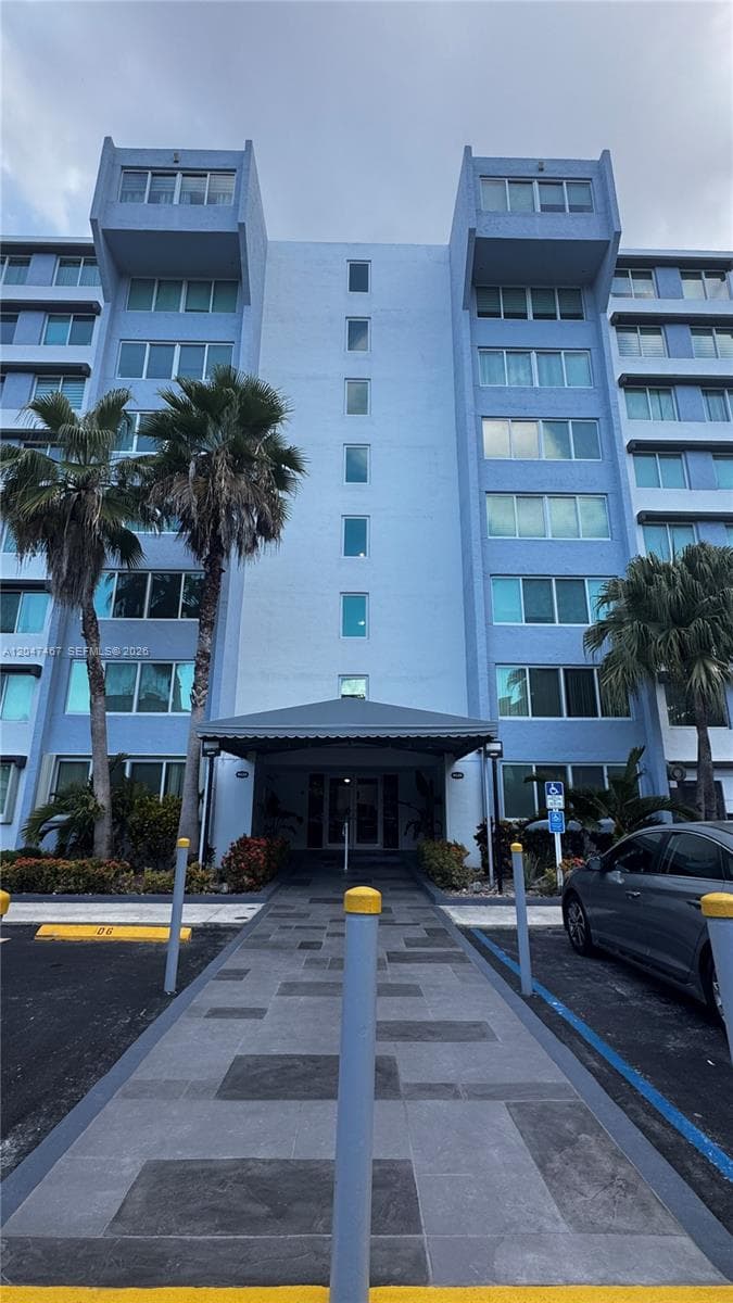 9125 SW 77th Ave # 501, Miami FL 33156
