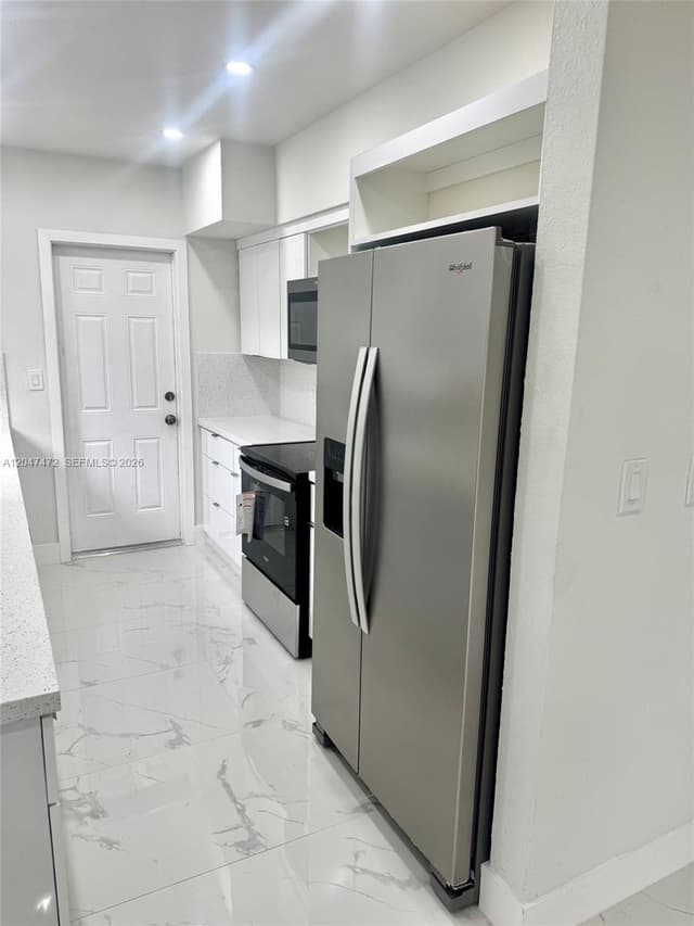 2150 N 66th Ave, Hollywood FL 33024 - Hollywood, FL - Photo 7