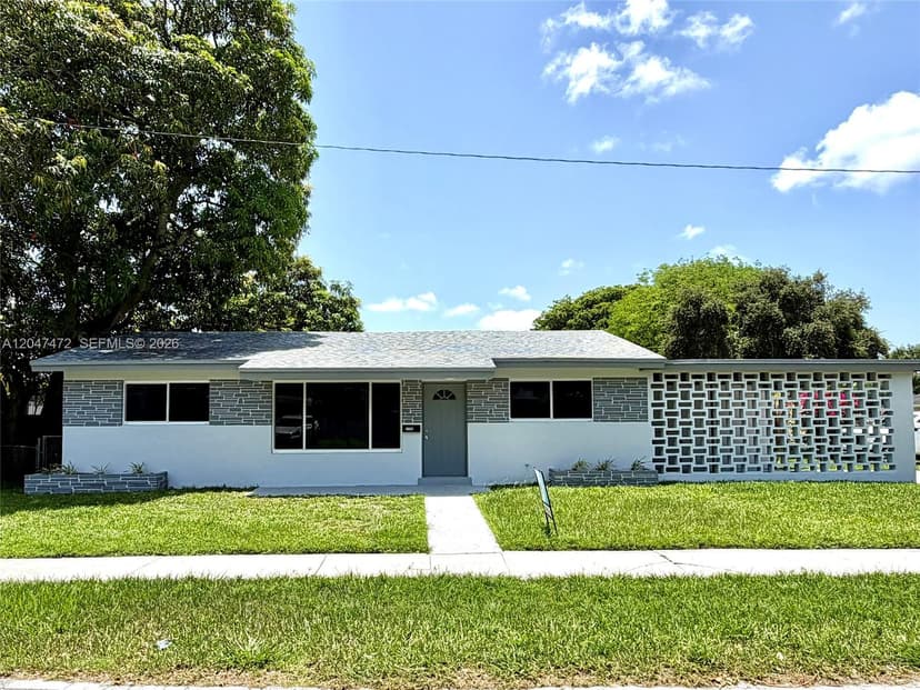 2150 N 66th Ave, Hollywood FL 33024