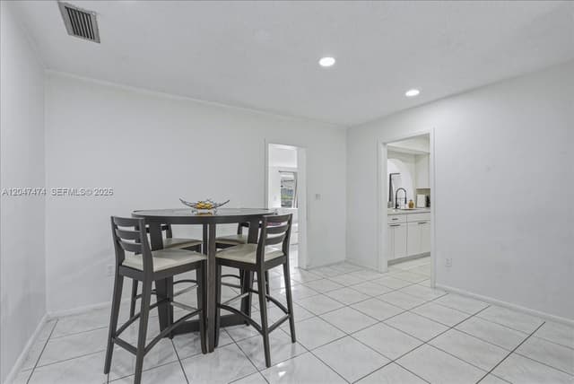 7850 W 16th Ave, Hialeah FL 33014 - Hialeah, FL - Photo 5