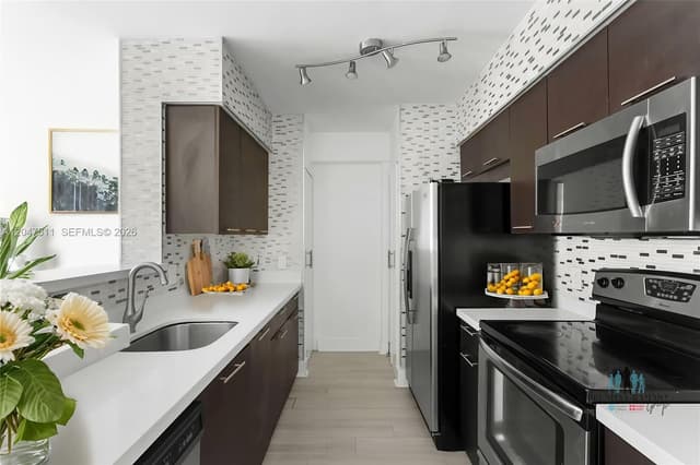 1155 Brickell Bay Dr # 3105, Miami FL 33131 - Miami, FL - Photo 7