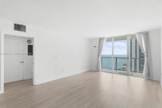 1155 Brickell Bay Dr # 3105, Miami FL 33131 - Miami, FL - Photo 5