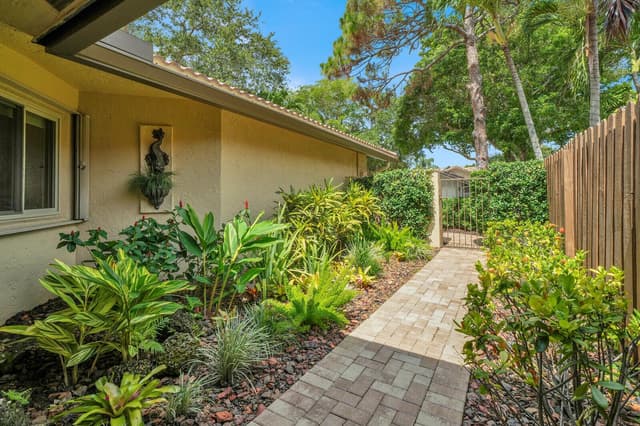 1735 NW 21st Court, Delray Beach FL 33445 - Delray Beach, FL - Photo 4