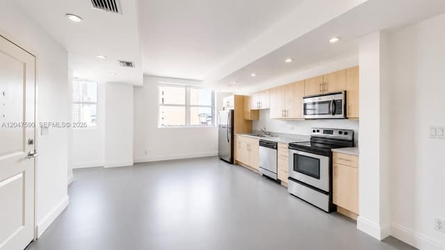 111 E Flagler St # 810, Miami FL 33131 - Miami, FL - Photo 2